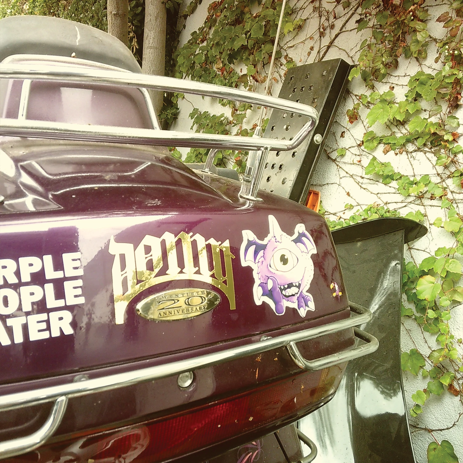 LOWRIDER PLAQUE STICKER - GOLD FOIL 4 LOWRIDER PLAQUE STICKER - GOLD FOIL - Image 2